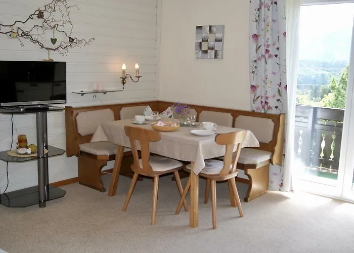 Haus Ebner 아파트 Laubendorf